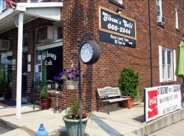 Gibson's Cafe