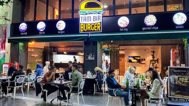 tam bir burger