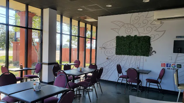 Nola Luque Restaurant