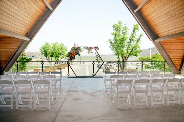 Launch Pointe Weddings & Events