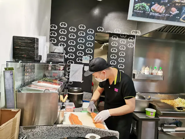 Noodle King Arcade Meidling