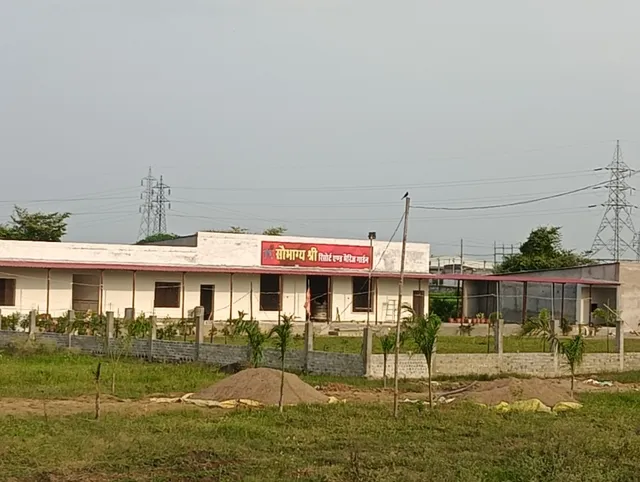 Super OYO Saubhagya Shri Resort