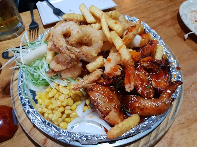 훌랄라숯불바베큐치킨