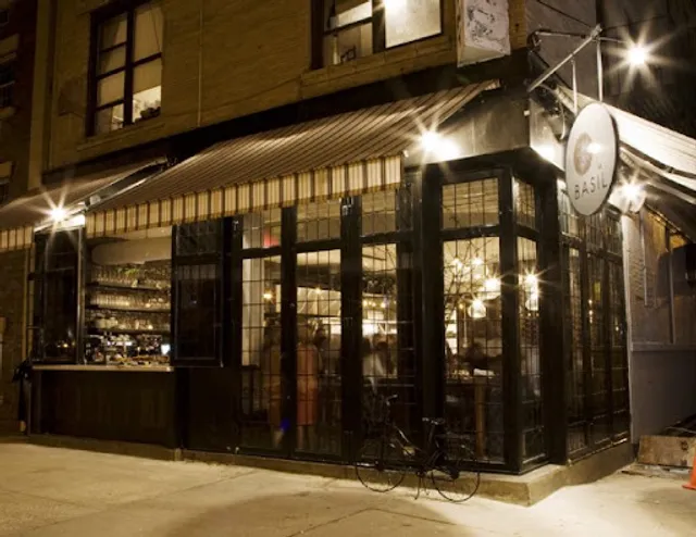 Basil Pizza & Wine Bar