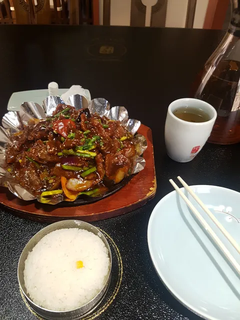 Yu long vip hot pot restaurant