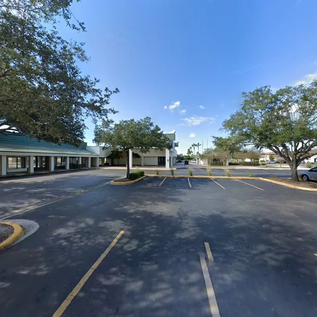 Palma Sola Square Shopping Center