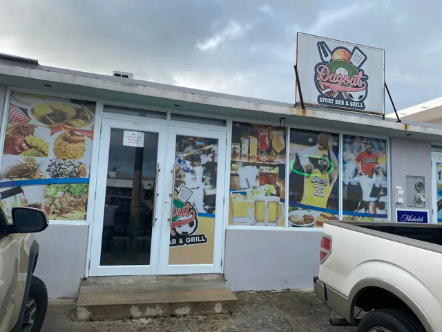 Dugout Sport Bar y Grill