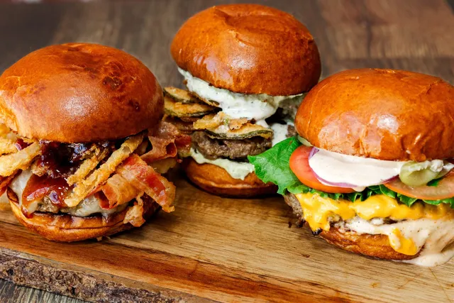 UMRSCHLKR BURGER COMPANY