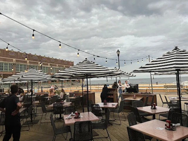 The Robinson Ale House