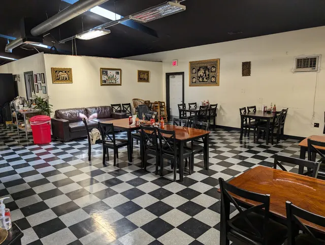 White House Thai/American