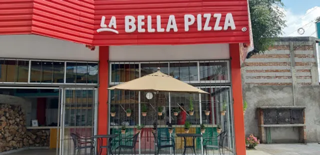 La Bella Pizza Plaza San Diego