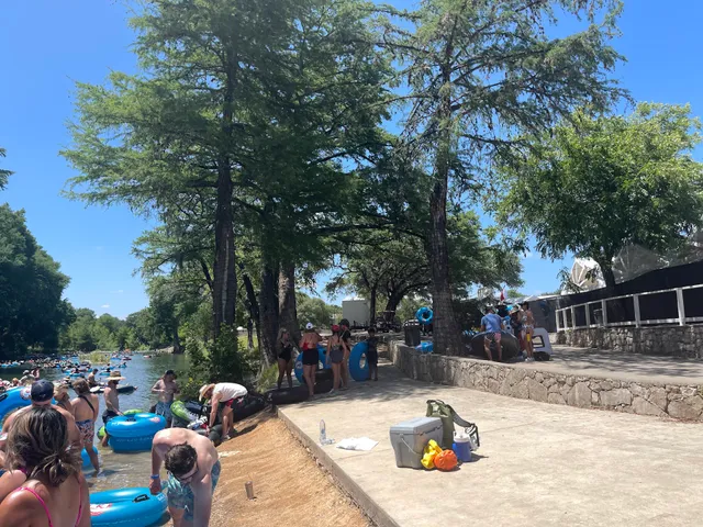 Rockin' R River Rides - Gruene