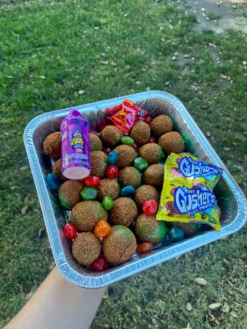 STICKY ICKY GUMMIES / Candy Coated Dreams ( fruits )