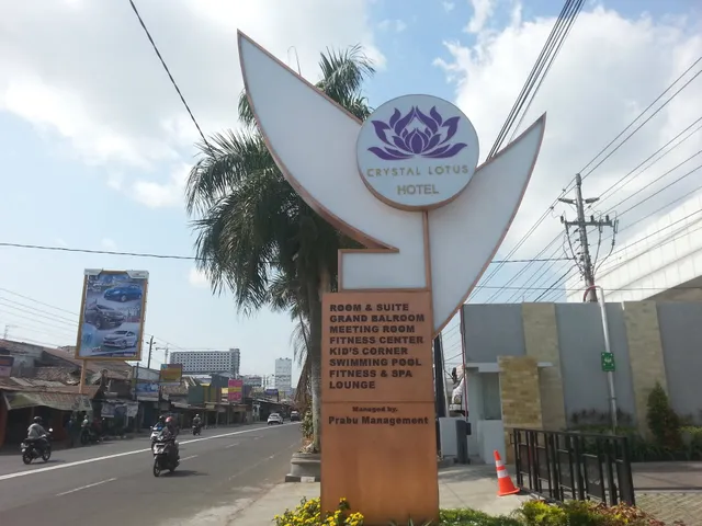Crystal Lotus Hotel Yogyakarta