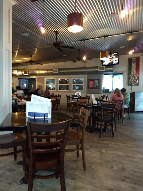 Gattuso's Neighborhood Restaurant, Bar & Catering