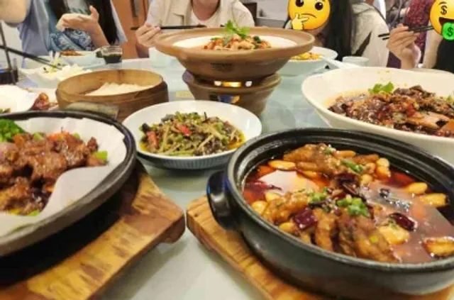 Image Lizhuang Family Banquet