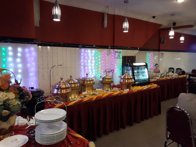 Rajah's Restaurant & Catering