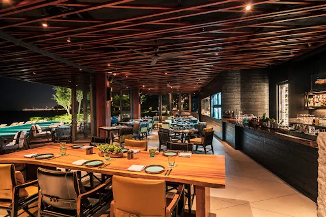 Fish Club (Seafood Grill)