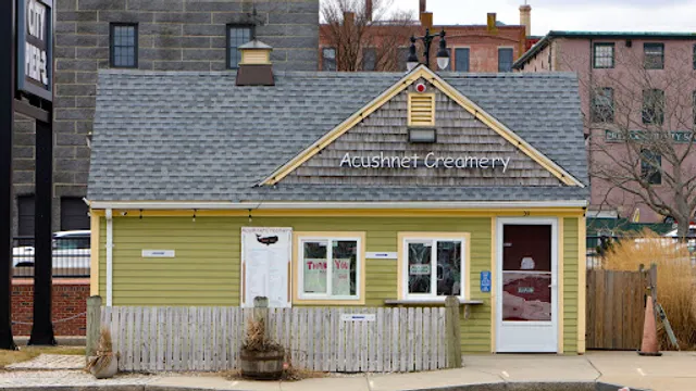 Acushnet Creamery at Pier 3