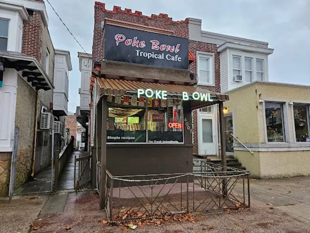 Poke Bowl Tropical Cafe