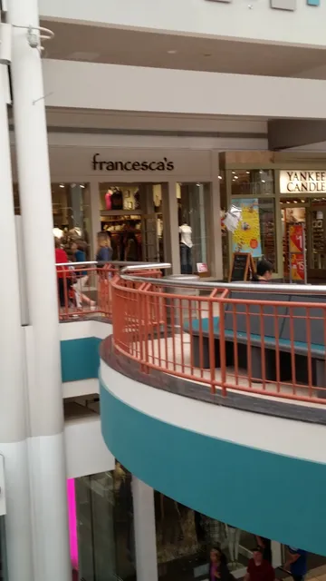 francesca's