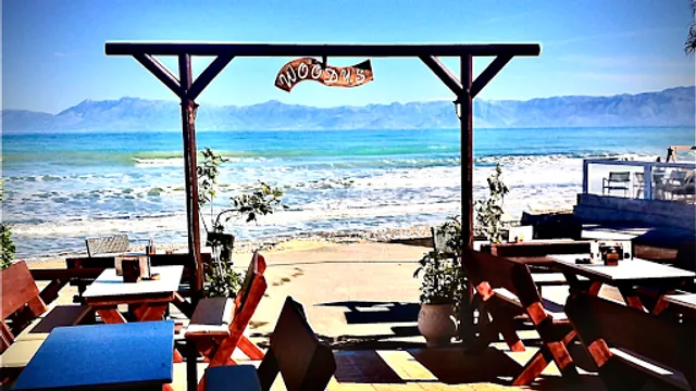 Woody's Cafe/Bar Restaurant