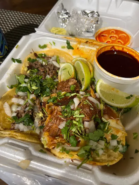 Los Tacos Famous Takeria
