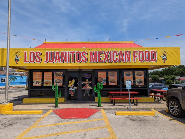 Los Juanitos