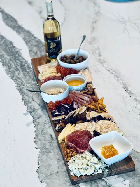 Pineywoods Vineyard Winery & Tasting Room