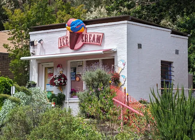 The Rainbow Ice Cream Shop