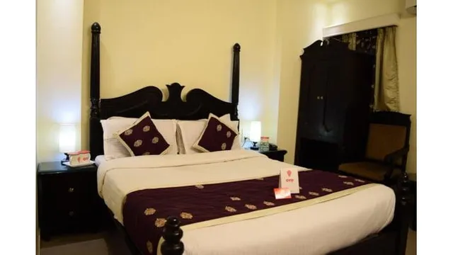 Capital O Hotel Moti Mahal