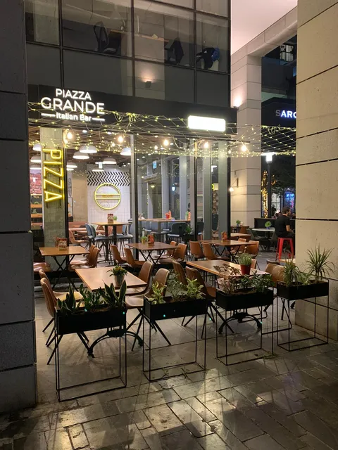 Piazza Grande - פיאצה גרנדה מסעדה איטלקית כשרה
