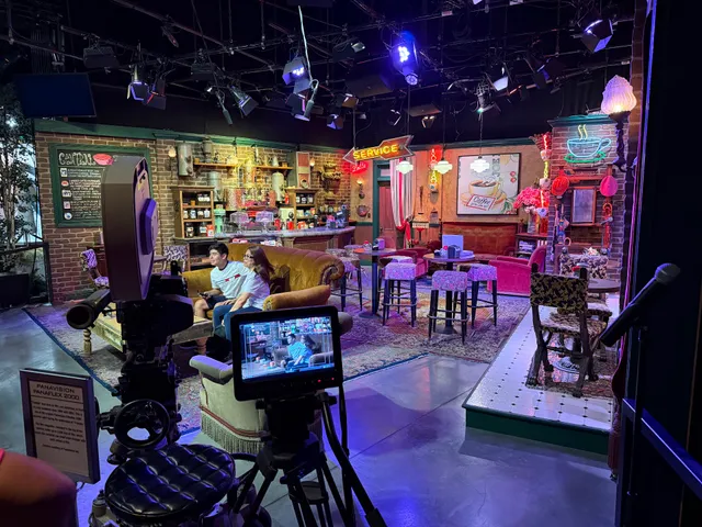 Warner Bros. Warner Village