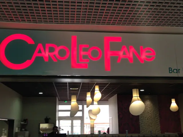 Bar Brasserie LE CAROLEOFANE