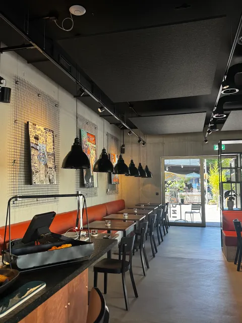 Incline Concept Store