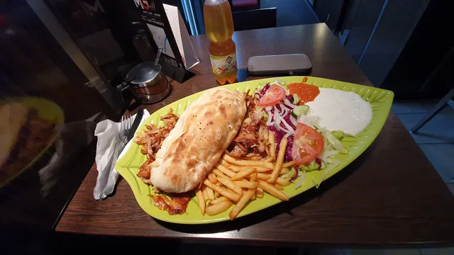 Mg Grill Café Bistro Restaurant