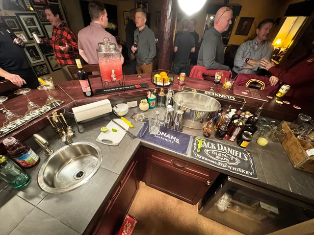 Martin’s Private Bartending