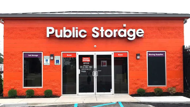 Public Storage
