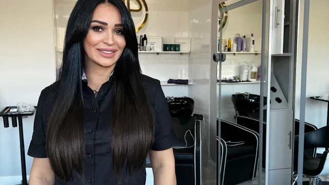 Nela's Beauty Salon - Barber Salon