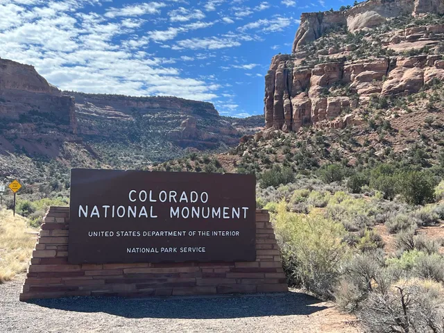 Saddlehorn Visitor Center