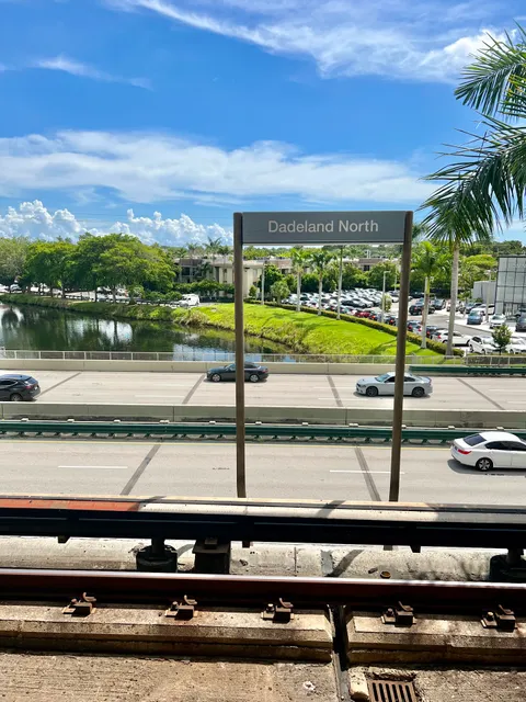 Dadeland North Metrorail Station
