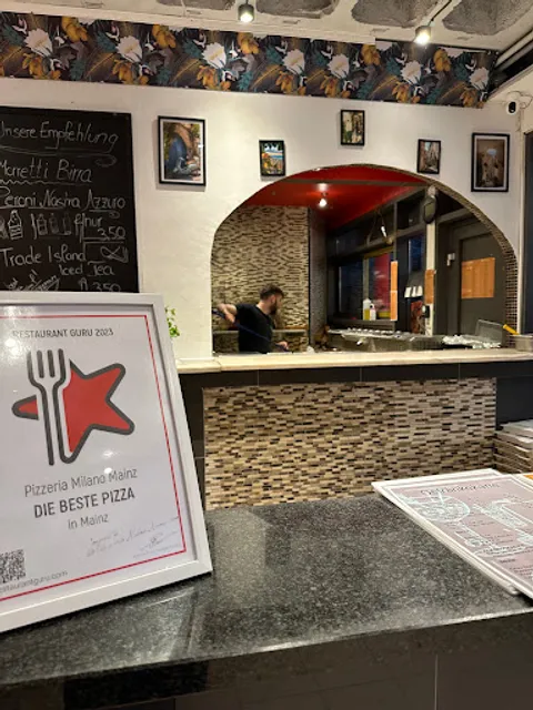 Pizzeria Milano - Holzofen Pizza Mainz | Restaurant und Lieferservice