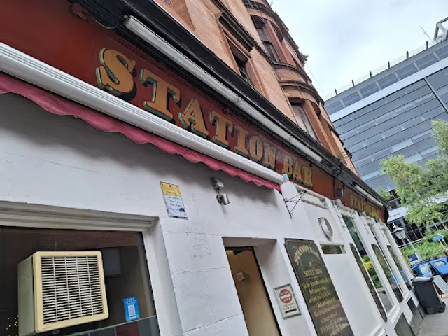 Station Bar