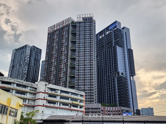 EXSIM | Millerz Square