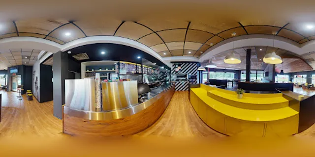 Restaurant La Belle Province