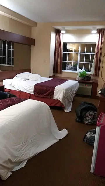 Travelers Inn and Suites Raleigh