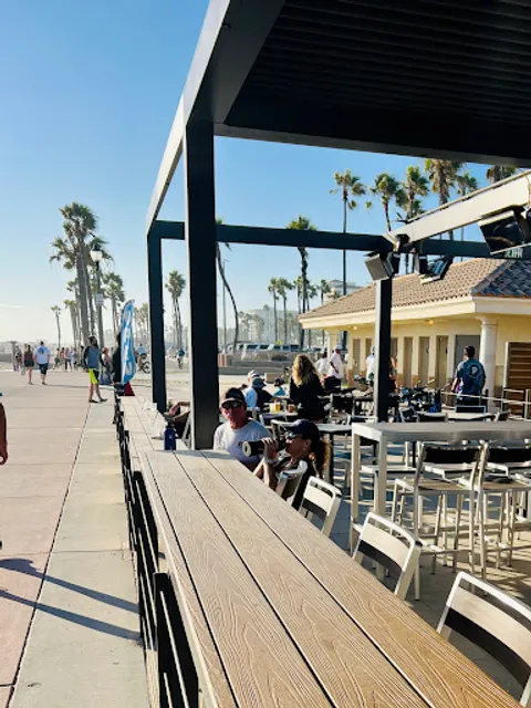 Shor Restaurant Closed for Season