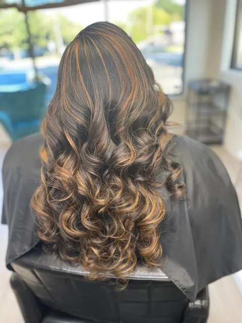 Essence Beauty Lounge KC