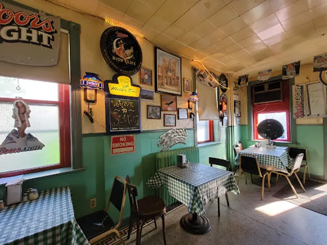 Senape's Tavern Pizza