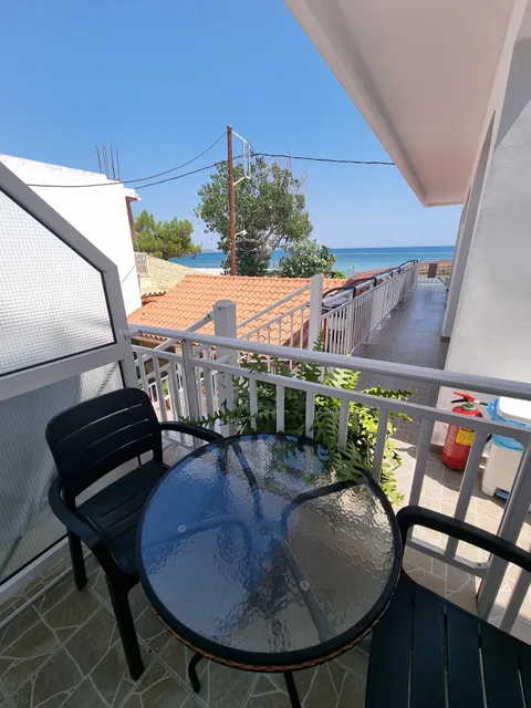 KIANI AKTI STUDIOS, ενοικιαζόμενα δωμάτια